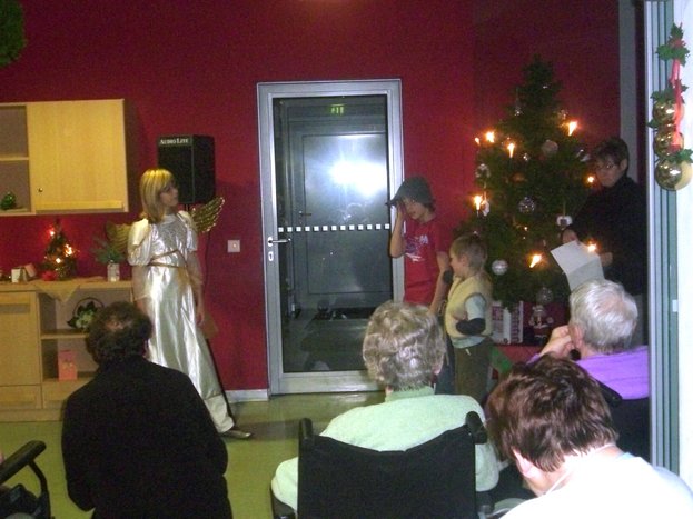 Krippenspiel_2010.jpg