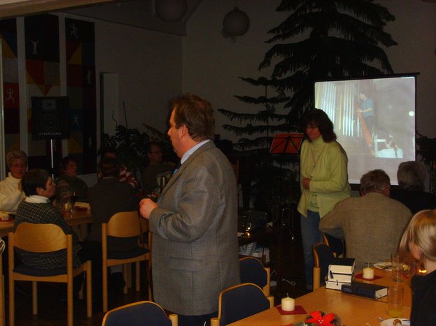 Weihnachtsfeier_Mitarbeiter_Kirchengemeinde_2010__29_.JPG