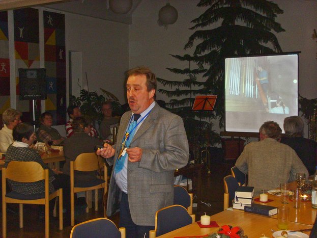 Weihnachtsfeier_Mitarbeiter_Kirchengemeinde_2010__30_.jpg