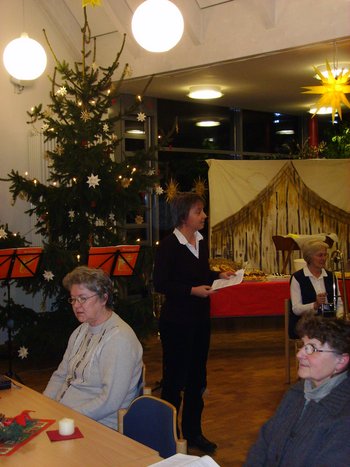 Weihnachtsfeier_Mitarbeiter_Kirchengemeinde_2010__7_.JPG